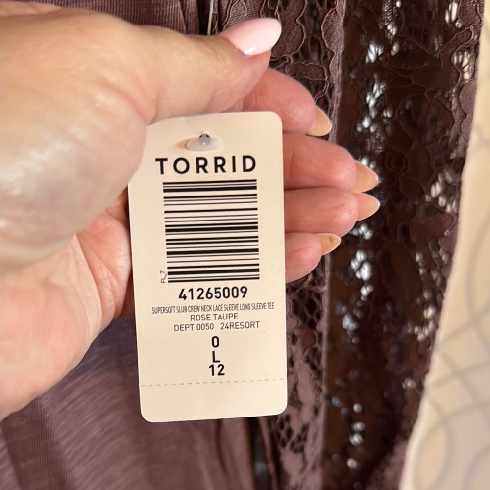 Torrid Super Soft Slub Jersey with Full Sleeves - Picture 3 of 7